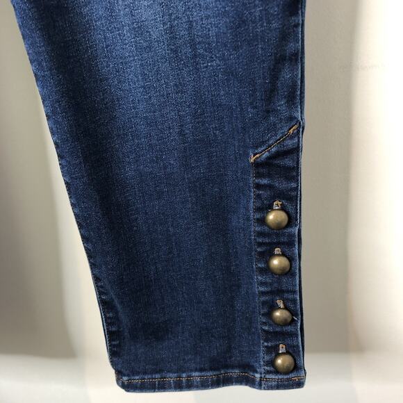 Chico's Women's Pull On Jegging Crop Jeans Button Ankle Size 1.5 (U.S. 10) - Picture 2 of 8